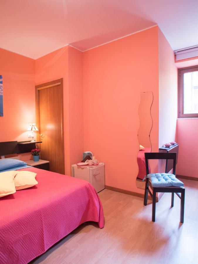 Juliette Rooms Iesi Dış mekan fotoğraf